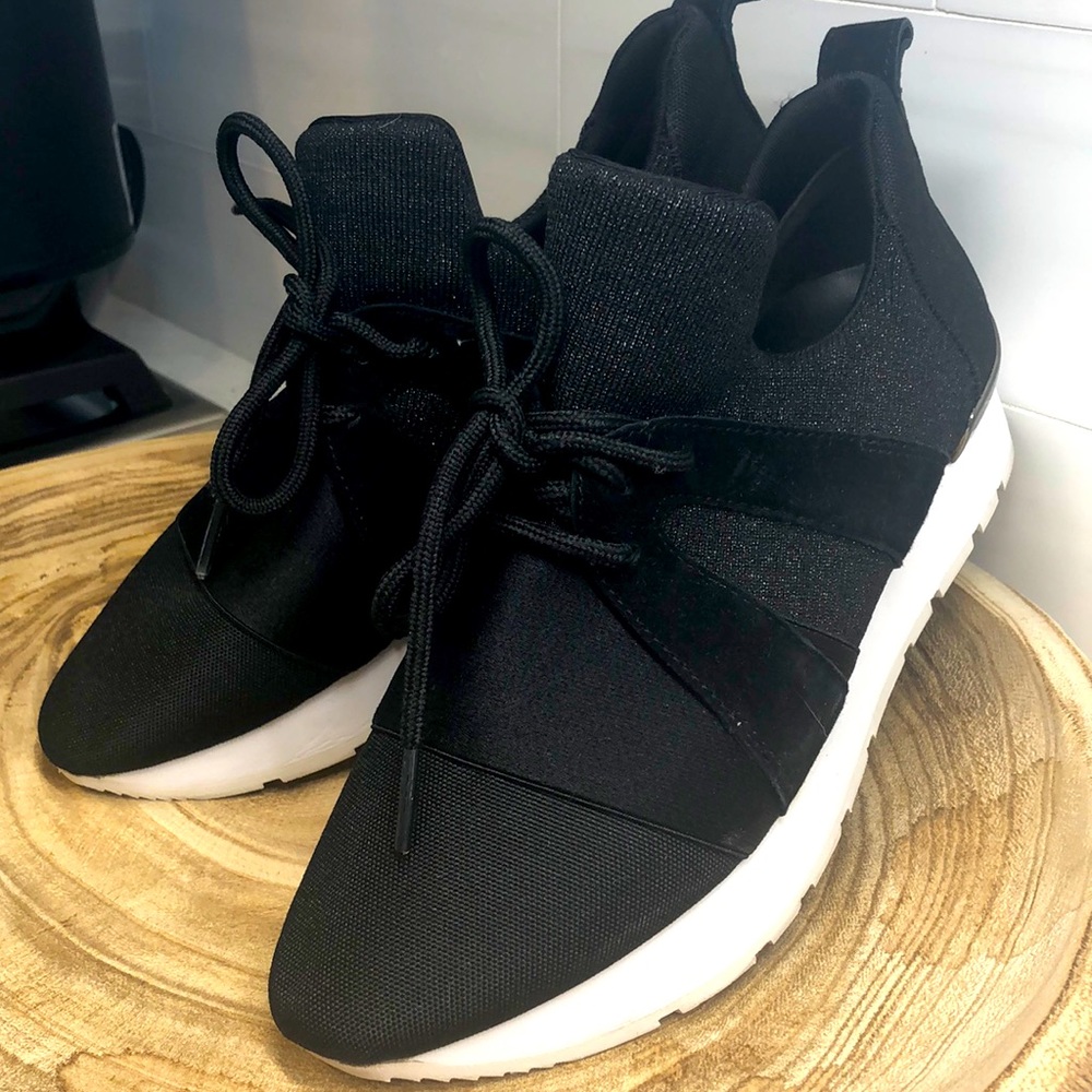 Donna Karan sz 7  black knit & suede with shimmer wedge sneakers🌟 like NEW